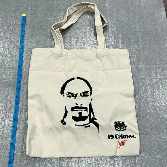 19 Crimes Martha Stewart Snoop Dog  Limited Edition Canvas Tote Bag. NWOT - Picture 2 of 4